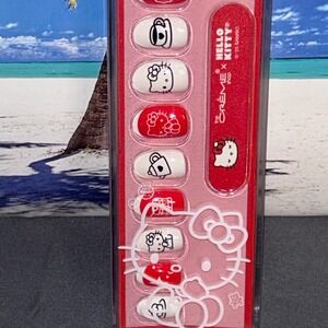 The Creme Shop Hello Kitty Sweet Cozy Reusable Press On Nails Set 24